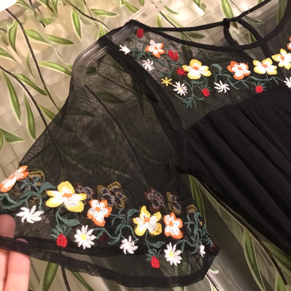 Black dress with embroidering